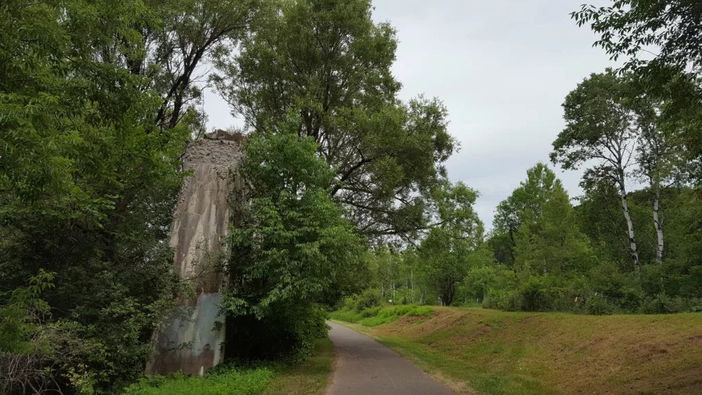 On the Apple Blossom Trail near Iron River. There is a frisbee golf course here.