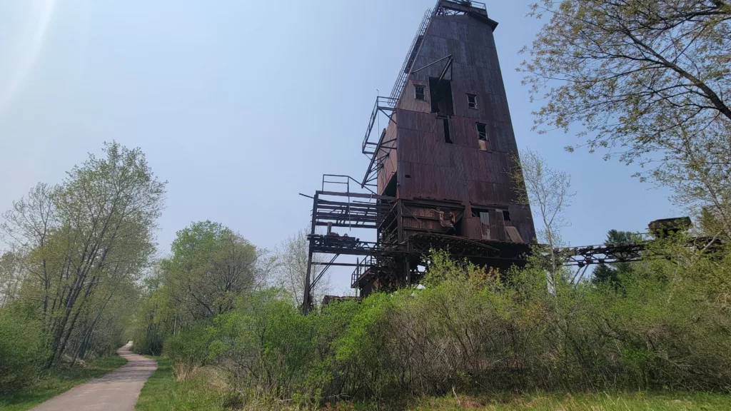The Apple Blossom Trail in Caspian MI from Gaastra passes the Mine shaft at the Iron County Historical Museum.