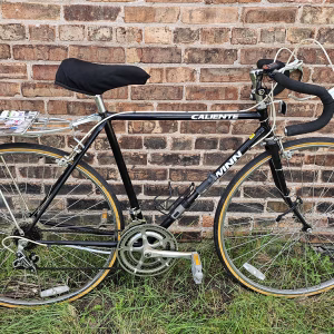 Swinn Caliente Steel Vintage Road Bike